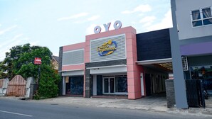 Exterior - OYO 1843 Cahya Nirwana (Purwokerto)