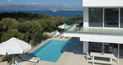 Villa Nafsika - Ferienhaus am Meer in Korfu, Griechenland