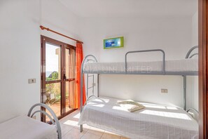 2 Schlafzimmer, Reisekinderbett, WLAN