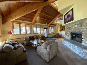 Smart TV, fireplace, table football, computer monitors