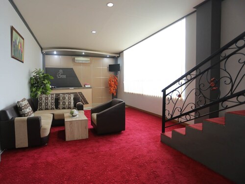 OYO 1864 Tiara Guest House