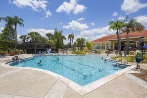 Outdoor pool - Taragon by VillaDirect (Kissimmee)