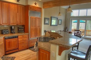 Fridge, microwave, oven, coffee/tea maker