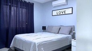 Familienapartment, 2 Schlafzimmer, Eckzimmer | Individuell dekoriert, individuell eingerichtet, Verdunkelungsvorhänge