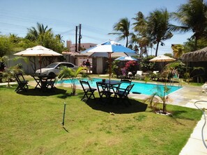 Outdoor pool - Pousada Tartaruga Cumbuco (Caucaia)