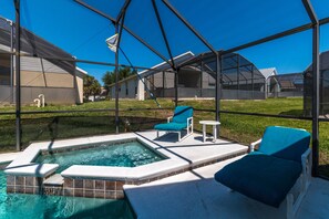 House, 5 Bedrooms, Private Pool (4 Bathrooms) | Private spa tub