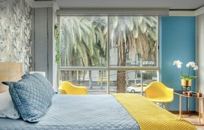 2 bedrooms, in-room safe, desk, iron/ironing board