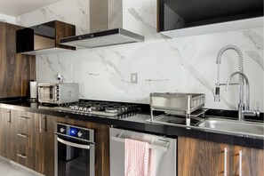 Fridge, microwave, oven, stovetop