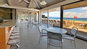 Outdoor dining - Remodeled Studio w AC Pool & Exclusive Beach Cabana - Maui Eldorado J222 (Lahaina)