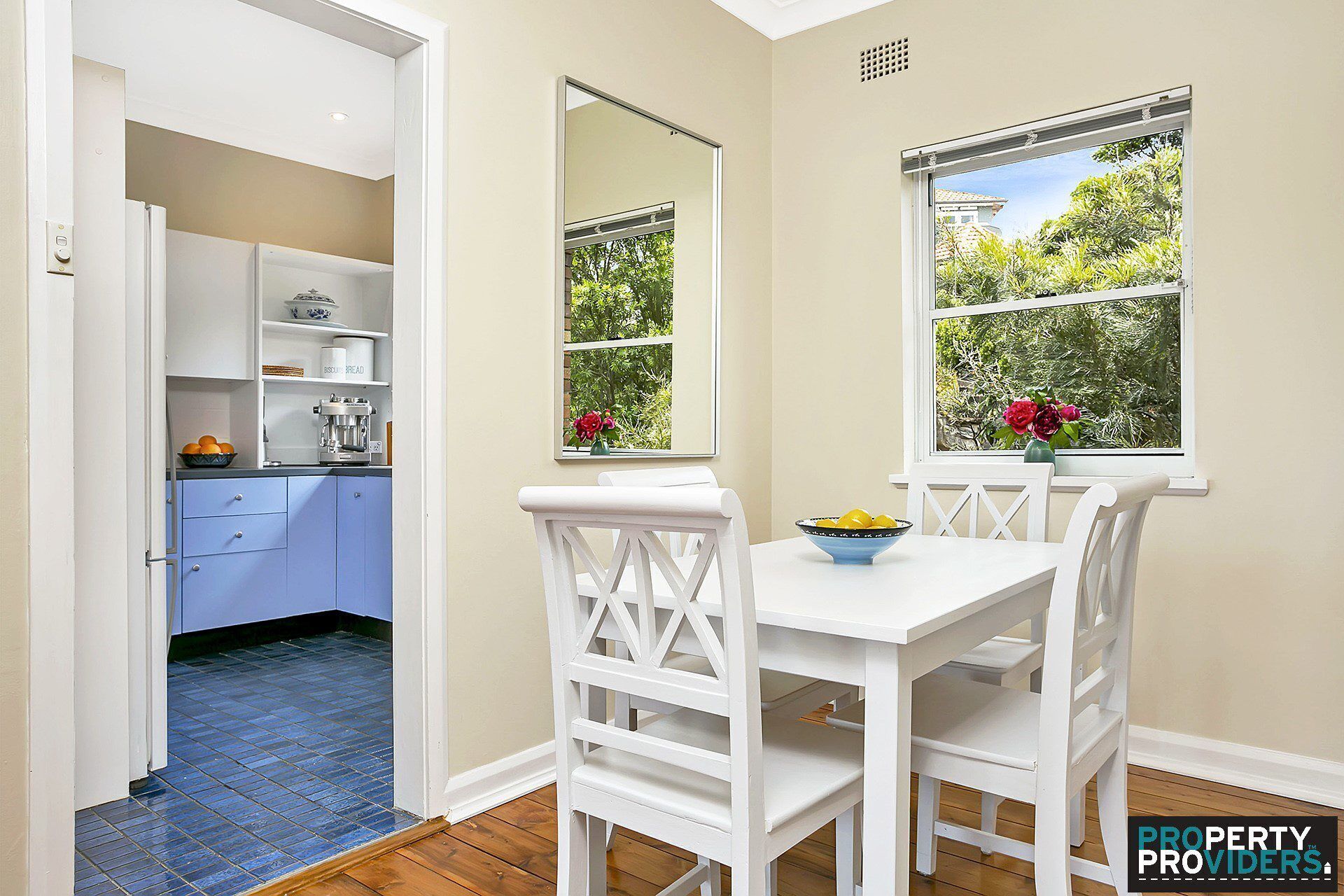 Balmoral Slopes w/ waterfront views -Pets Welcome! — image 7