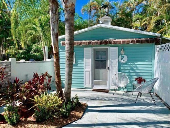 Exterior - Frank`s Key West Cottage (Wilton Manors)