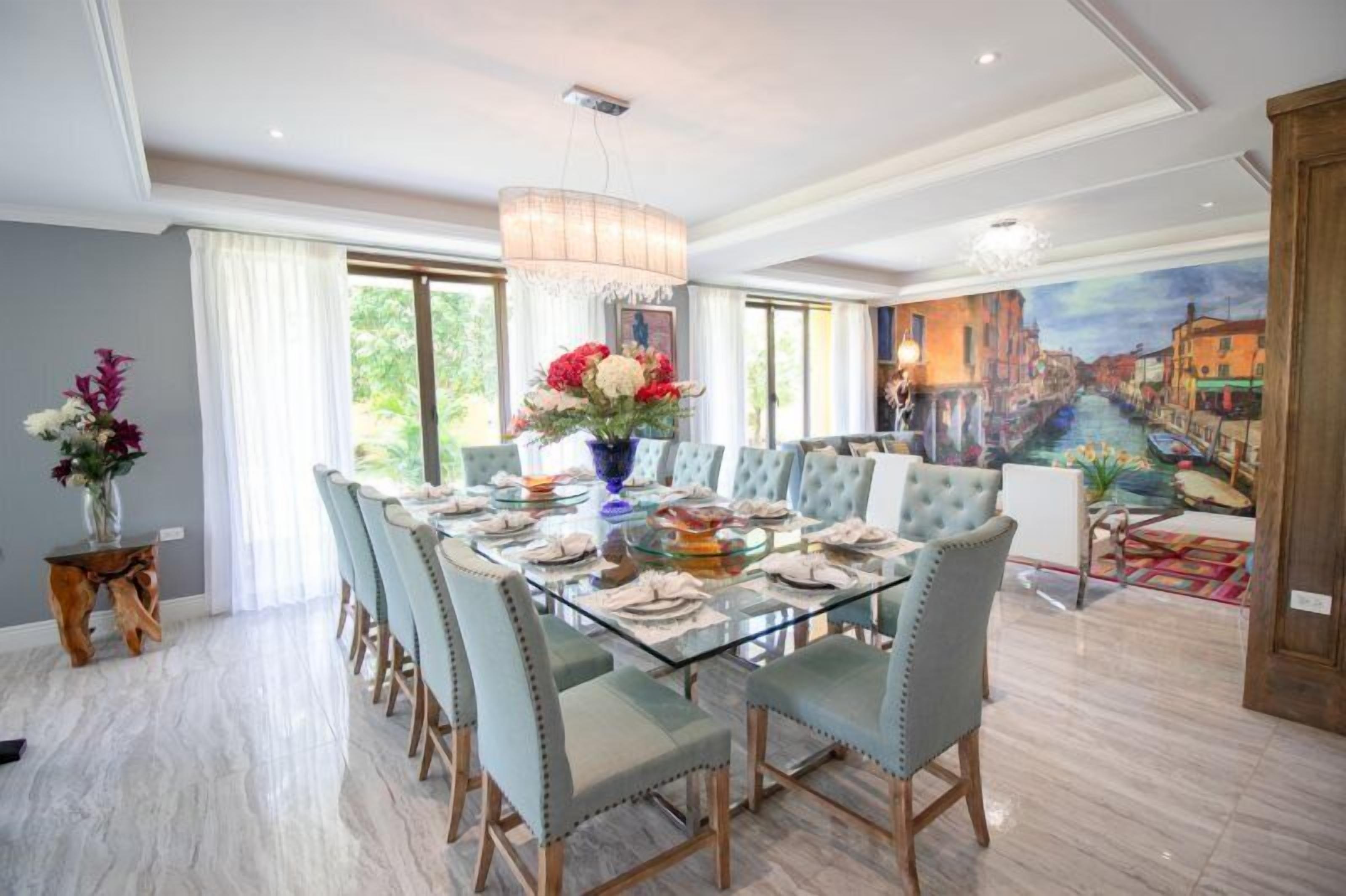 Rumah | 5 kamar tidur, meja kerja, dan Wi-Fi gratis