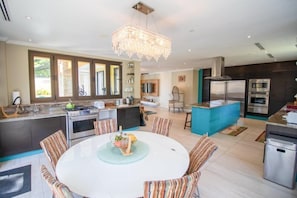 House | Private kitchen | Fridge, microwave, stovetop, dishwasher