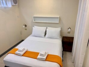 2 chambres, bureau, accès au Wi-Fi (inclus)