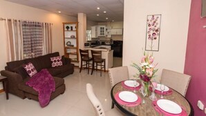 House | Living room - Stacys Place St James Ground Floor 2 Bedroom (Port of Spain)