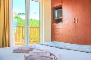 3 Schlafzimmer, Zimmersafe, Bügeleisen/Bügelbrett, kostenloses WLAN
