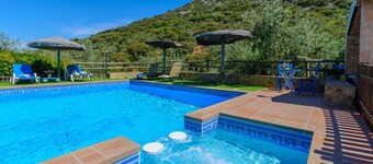 Cortijo Palitroques Carcabuey by Ruralidays