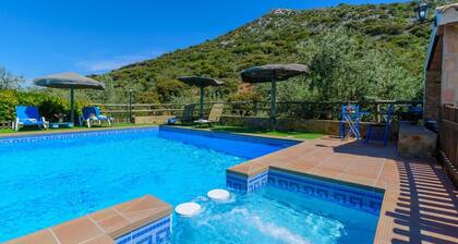 Cortijo Palitroques Carcabuey by Ruralidays