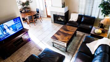 TV connectée, console de jeux vidéo, lecteur de DVD, chaßne hi-fi