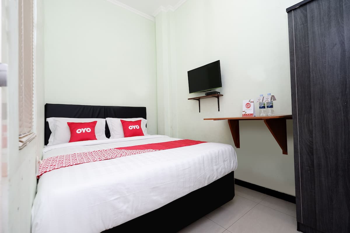 Habitación doble estándar | Escritorio, wifi gratis y ropa de cama