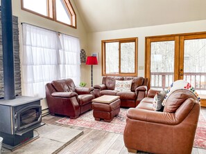 Fernseher, Videospiele, DVD-Player, Stereoanlage