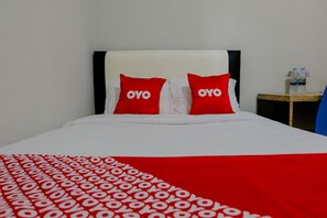 Standard Double Room - Capital O 1475 Oemah Jawa Family Residence (Jember)