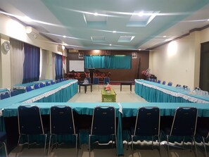Meeting facility - OYO 1633 Hotel Darma Nusantara 3 (Makassar)
