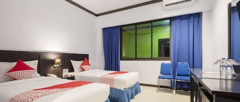 Standard Twin Room | 1 bedroom, desk, free WiFi, bed sheets