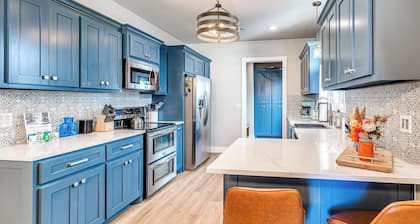 Carlton Landing! Spacious cottage right on Firefly Park!