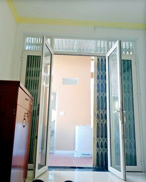 5 bedrooms, iron/ironing board, free WiFi, bed sheets - Urban House Vũng Tàu (Ho Chi Minh City)