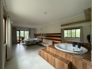 Romantisk studiosuite | Skrivebord for bærbar PC, wi-fi (inkludert) og sengetøy