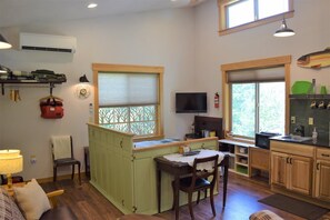 TV - Little Big Fish (Packwood)