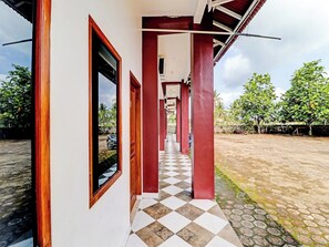 Exterior detail - Benson Hotel (Pangandaran)