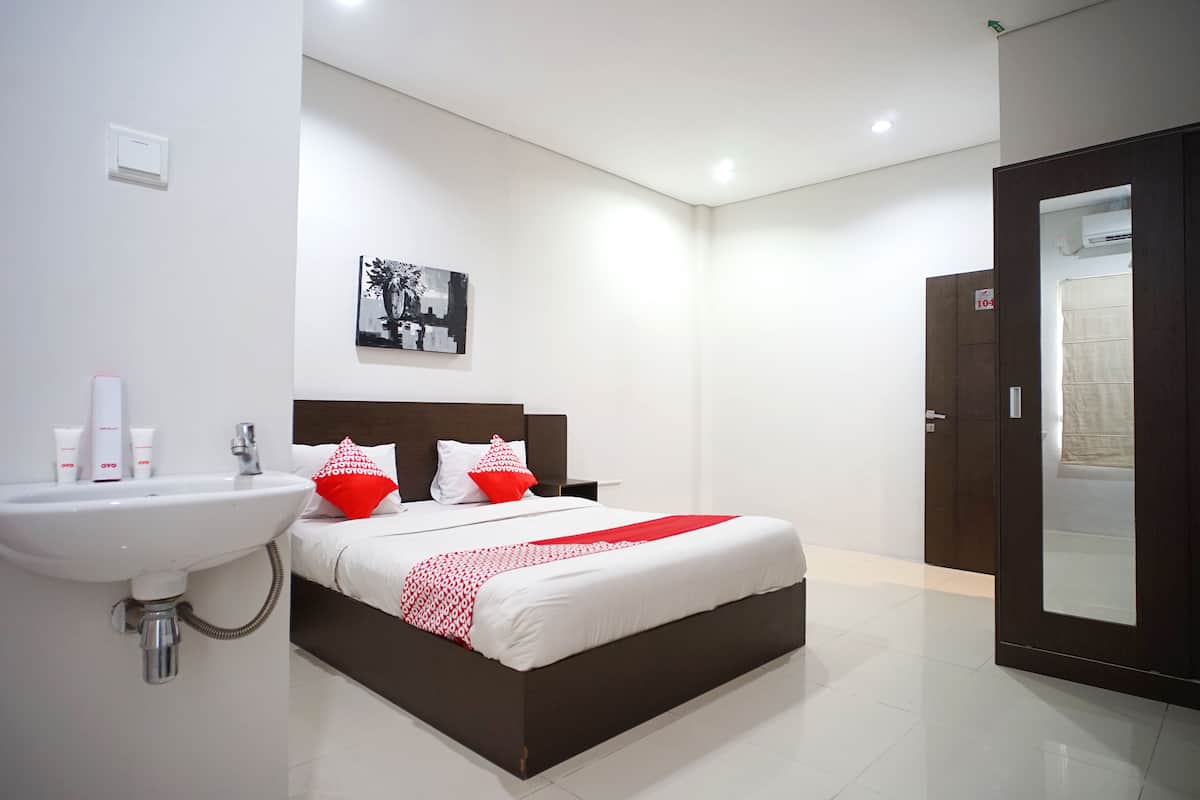 standard double room | free wifi, bed sheets