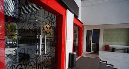 OYO 1477 Athar 88 Hotel