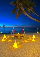 Breakfast, lunch, dinner served; beach views