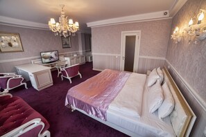 Luxury Suite | Minibar, individually furnished, desk, laptop workspace - Hotel Orto-Asia (Osh)