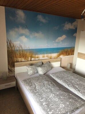 1 bedroom, travel crib, free WiFi, bed sheets - Cozy apartment in the Buckenhofen district (Buckenhofen)