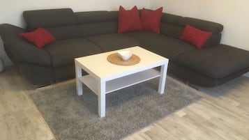 Fernseher, Stereoanlage