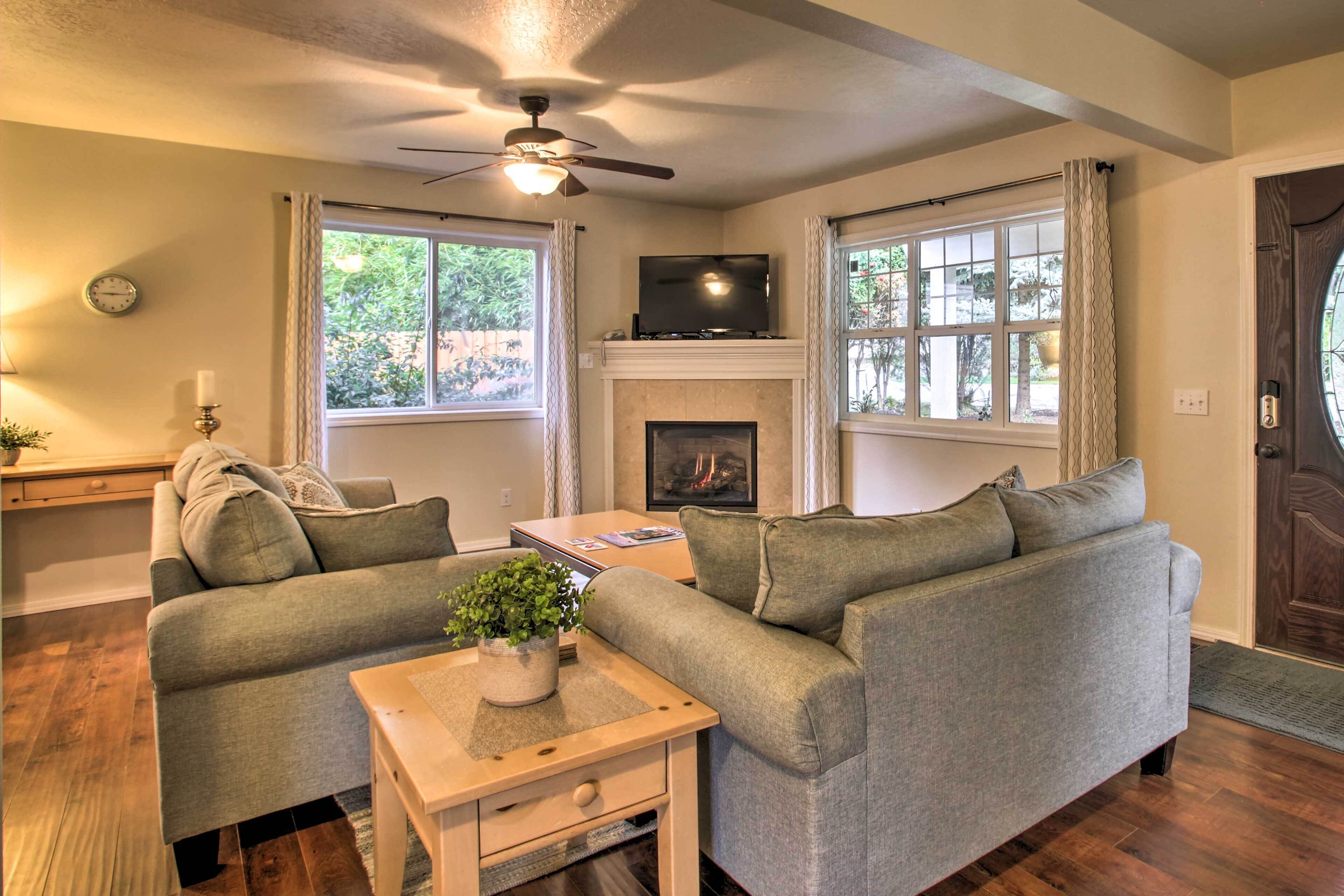 Charming Coeur d'Alene Abode: Steps to Tubbs Hill!