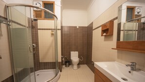 Unclassified image, 3 of 8, button - Pine Drive Resort (Solan)
