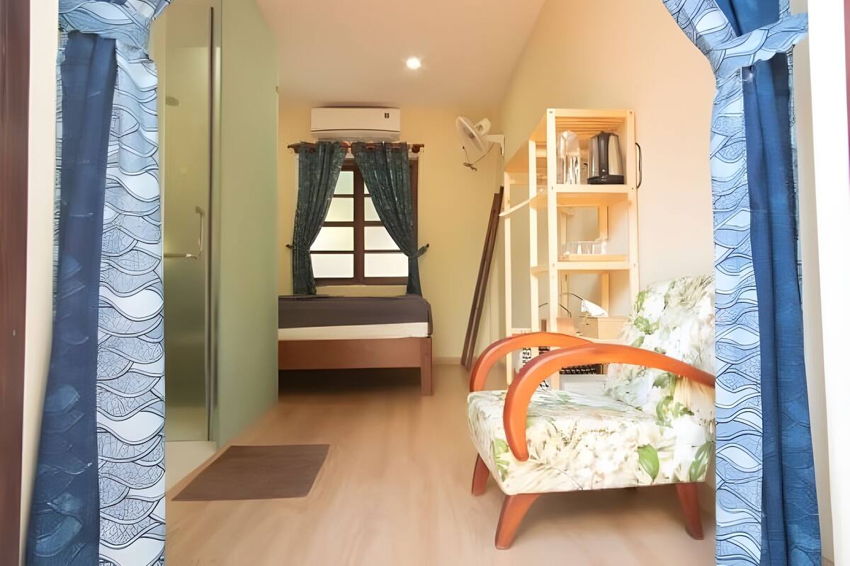 Habitación doble, vistas al patio | 1 dormitorio, wifi gratis, ropa de cama