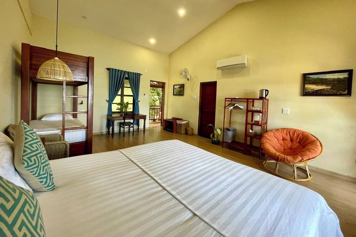 Suite superior, vistas al mar | 1 dormitorio, wifi gratis, ropa de cama