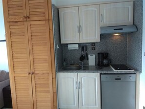 Fridge, stovetop, dishwasher - Cozy studio for 4 with balcony in Piau-Engaly (Piau-Engaly)
