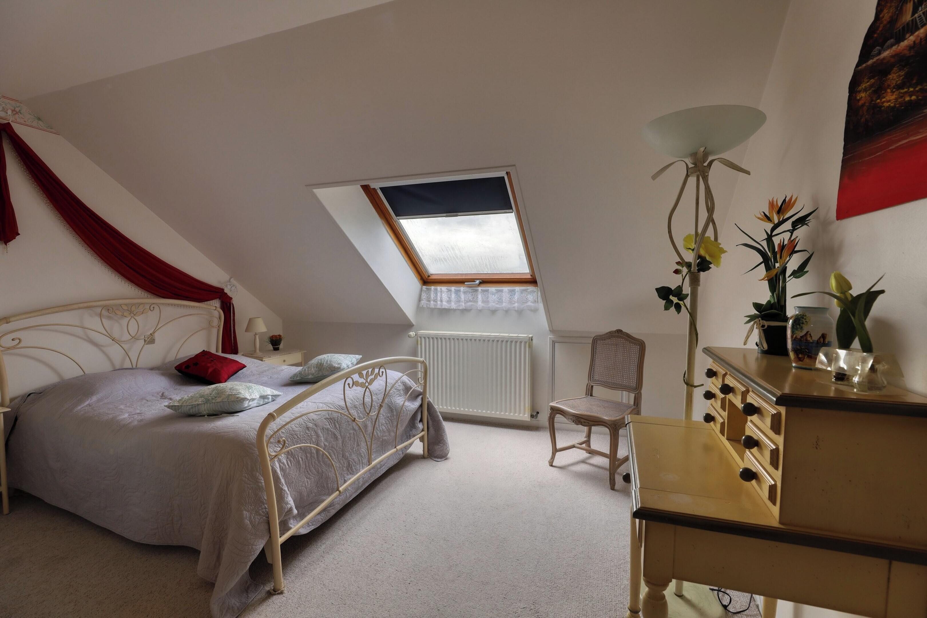 5 chambres, fer et planche à repasser, lit parapluie, Wi-Fi gratuit