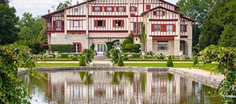 Apartamento con Terraza en Hasparren, 4 Personas, Centro, Estacionamiento Privado