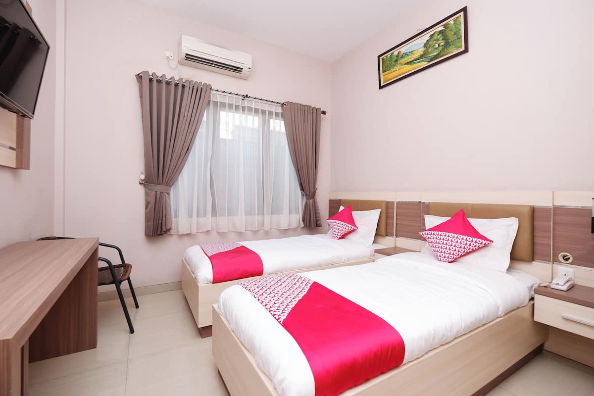 Deluxe Twin Room | 1 bedroom, desk, free WiFi, bed sheets
