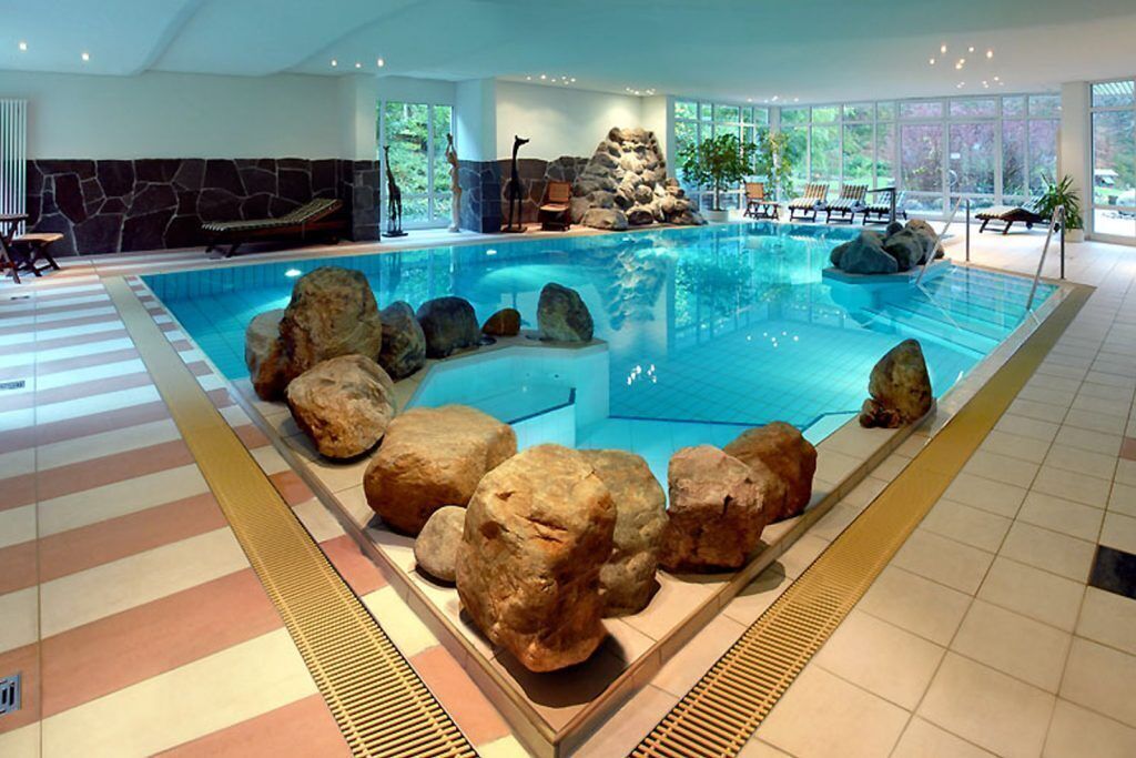 indoor pool, open 6:30 am to 8:00 pm, pool loungers