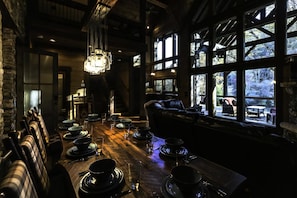 Dining - River`s Edge Lodge- Mineral Bluff, GA (Mineral Bluff)