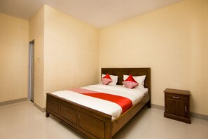 Free WiFi, bed sheets